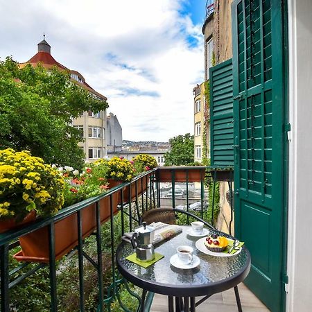 Christine Apartment Close To The Buda Castle Budapeste Exterior foto