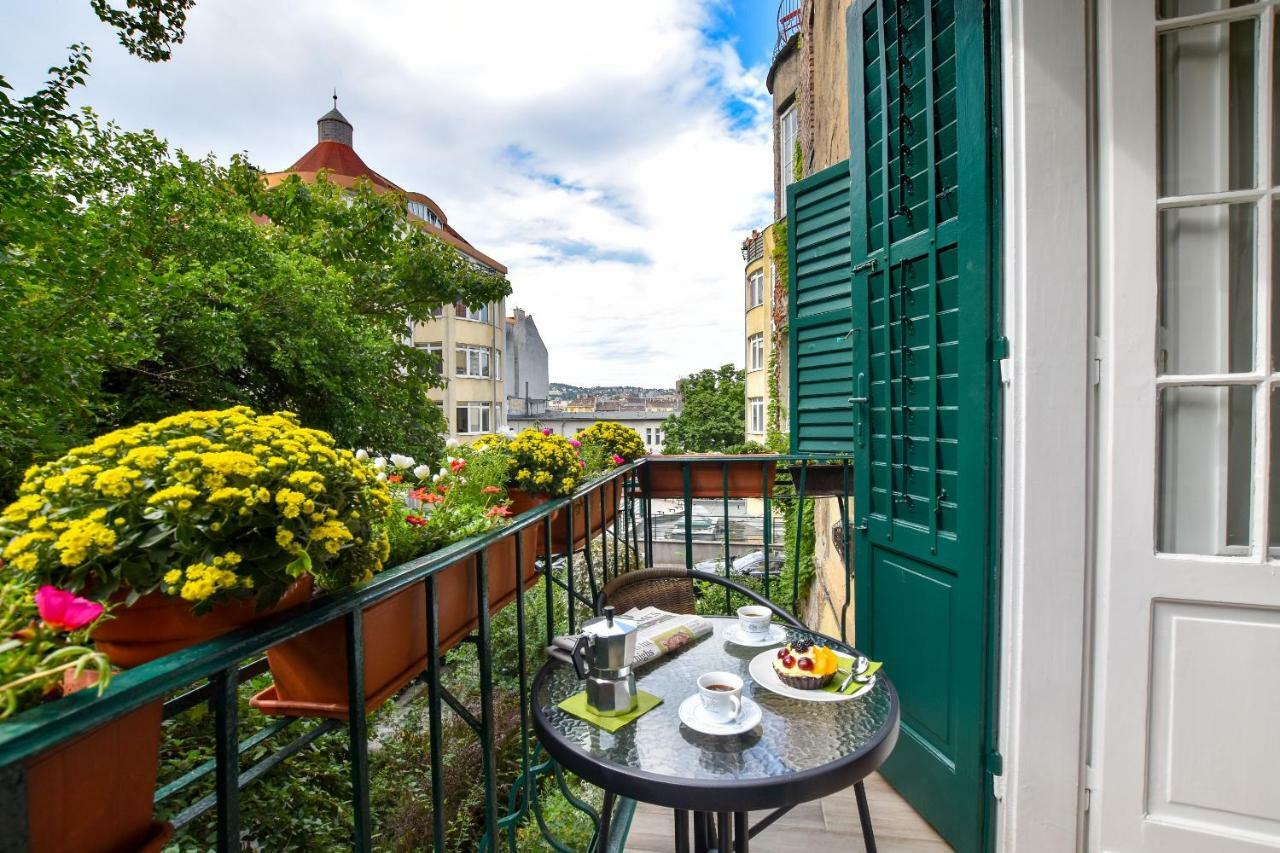 Christine Apartment Close To The Buda Castle Budapeste Exterior foto