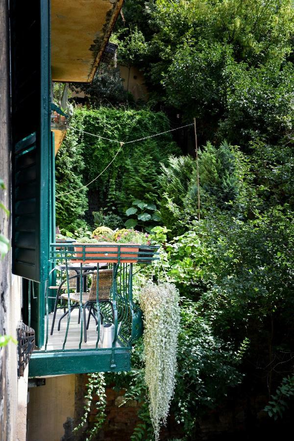 Christine Apartment Close To The Buda Castle Budapeste Exterior foto